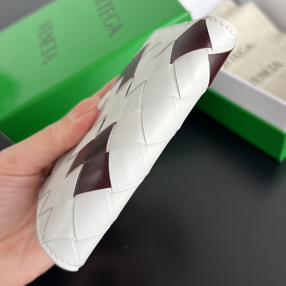 보테가 베네타 발렌타인데이 한정 지갑