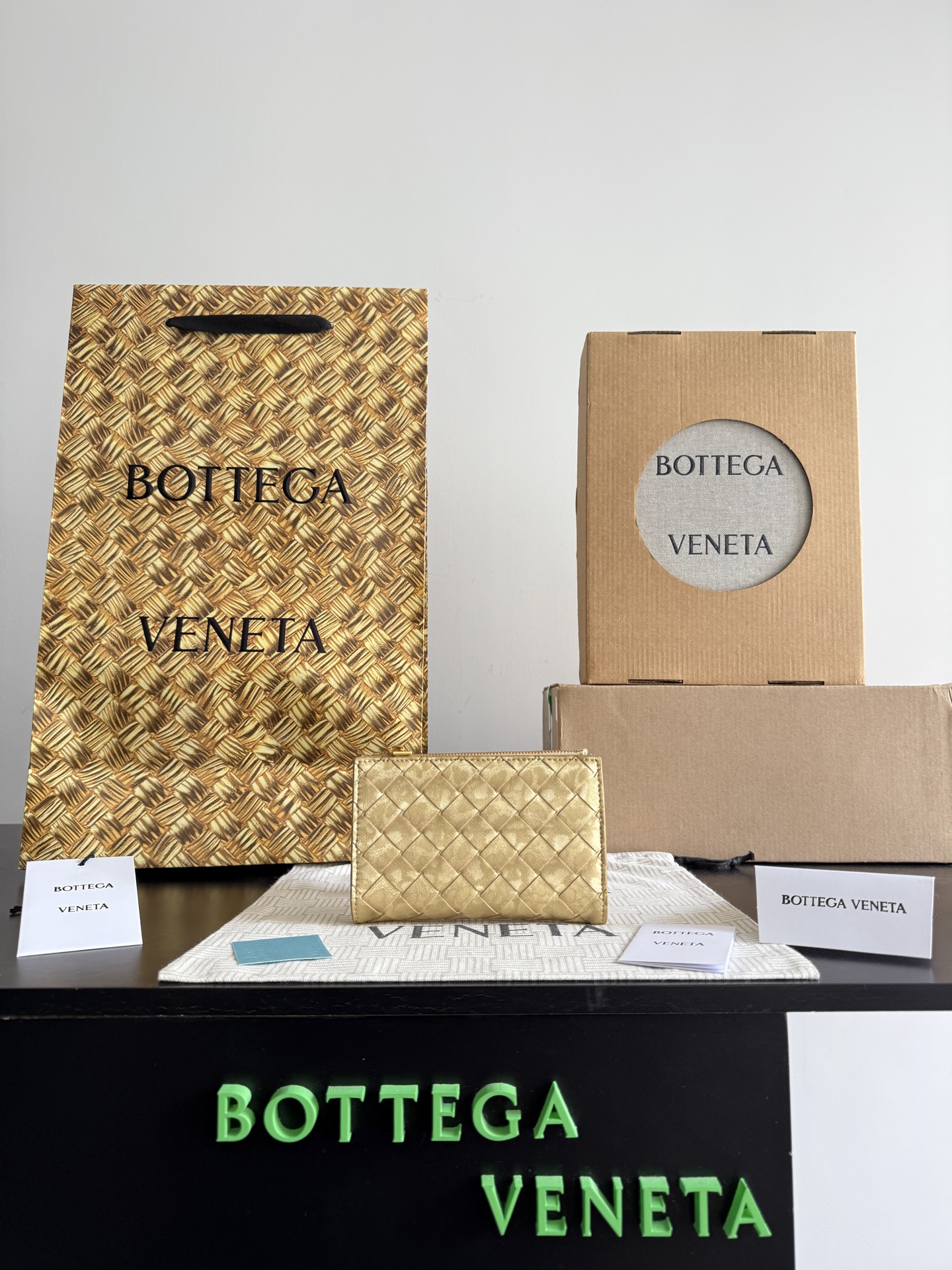 보테가 베네타 인트레치아토 위빙 미니 지갑