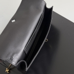 보테가 베네타 안디아모 클러치 신상