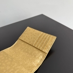 보테가 베네타 인트레치아토 위빙 여권 지갑